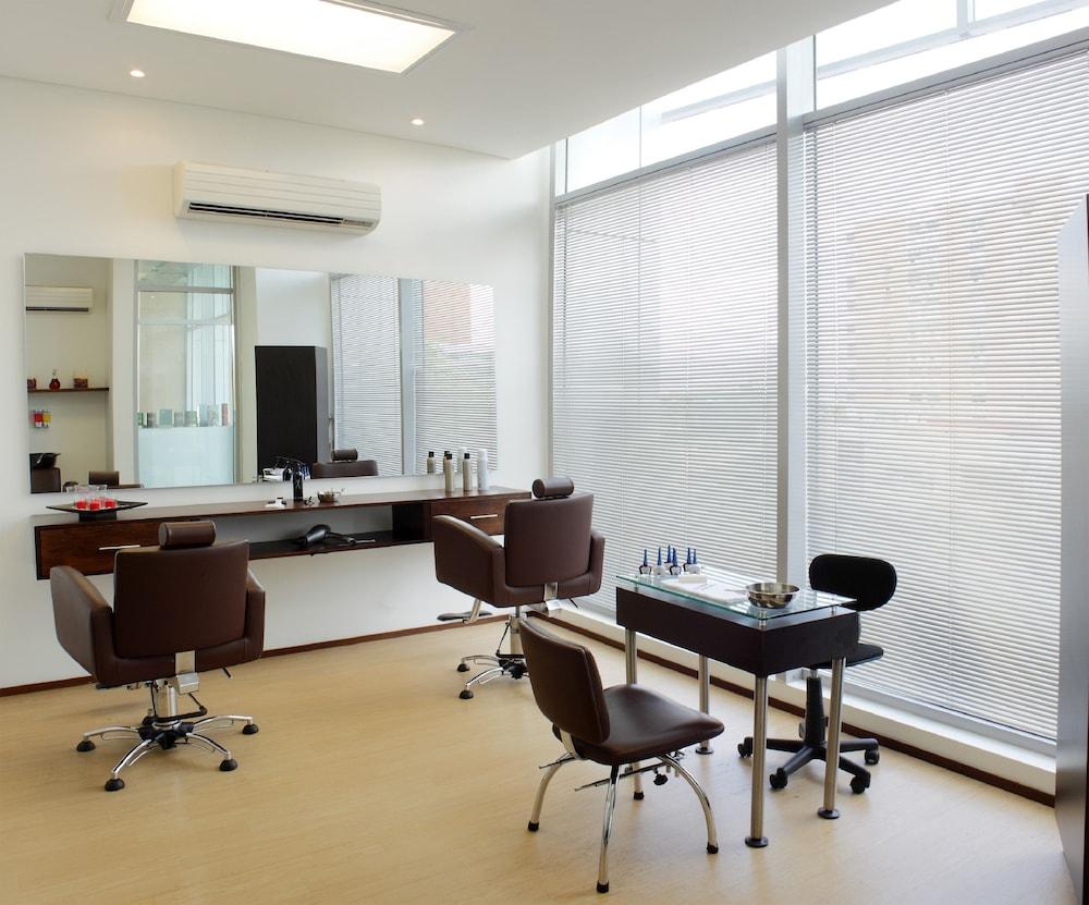 Estelar Alto Prado بارانكويلا المظهر الخارجي الصورة A salon in Mexico City