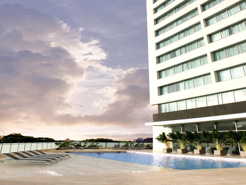 Estelar Alto Prado بارانكويلا المظهر الخارجي الصورة The pool at the hotel