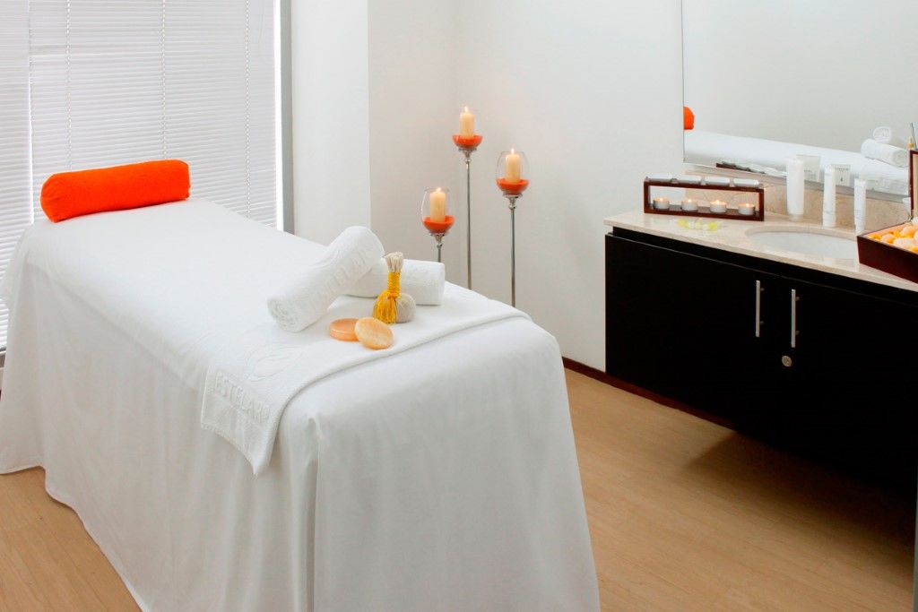 Estelar Alto Prado بارانكويلا المظهر الخارجي الصورة A massage bed