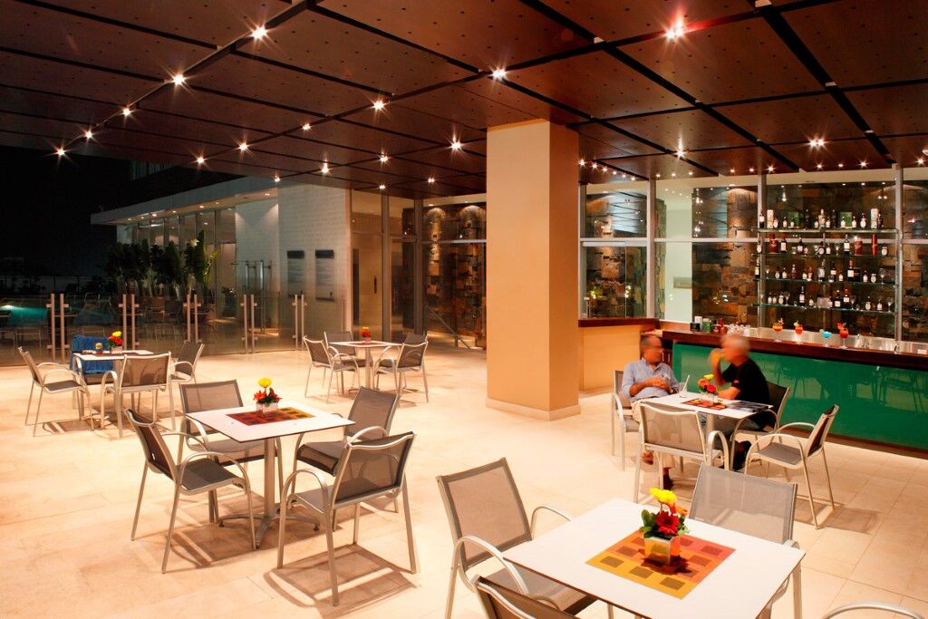 Estelar Alto Prado بارانكويلا المظهر الخارجي الصورة The Sky Bar